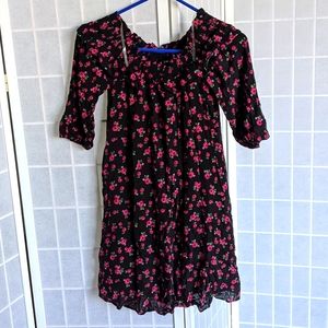 Blue Rain. Summer dress. Small. Black with pink/red roses.